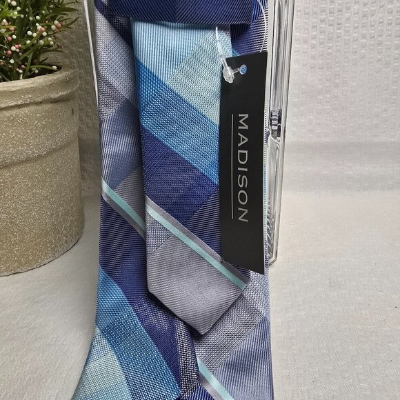 MADISON MENS BLUE PLAID TIE, 100% POLYESTER, NEW WITH TAGS - Picture 2 of 7